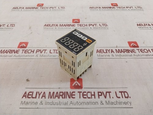 Autonics TC4S-24R Temperature Controller 100-240VAC 5VA 50/60HZ 20MA 250VAC 1A1A - Picture 4 of 6