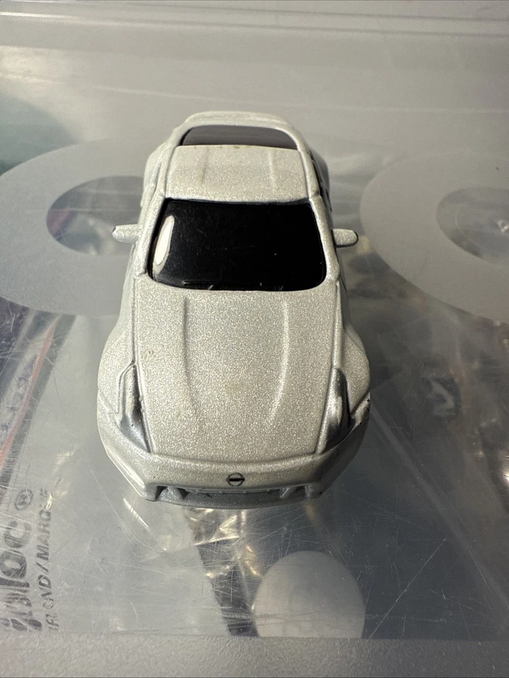 1/72 UCC NISSAN FAIRLADY Z Z34 370Z PLATEADO modelo de coche fundido suelto 🔥 Foto 2 de 4