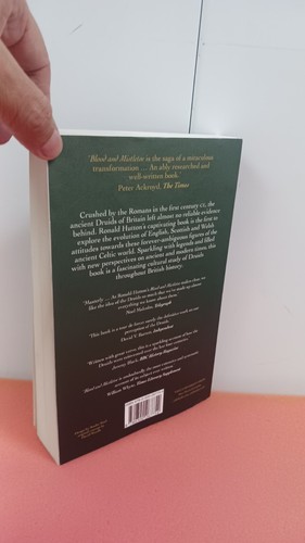 Blood and Mistletoe: The History of the Druids in Britain by Ronald Hutton - Picture 3 of 14