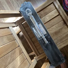 Tools-Powerbuilt Micrometer Torque Wrench 3/8 Drive Model #644045