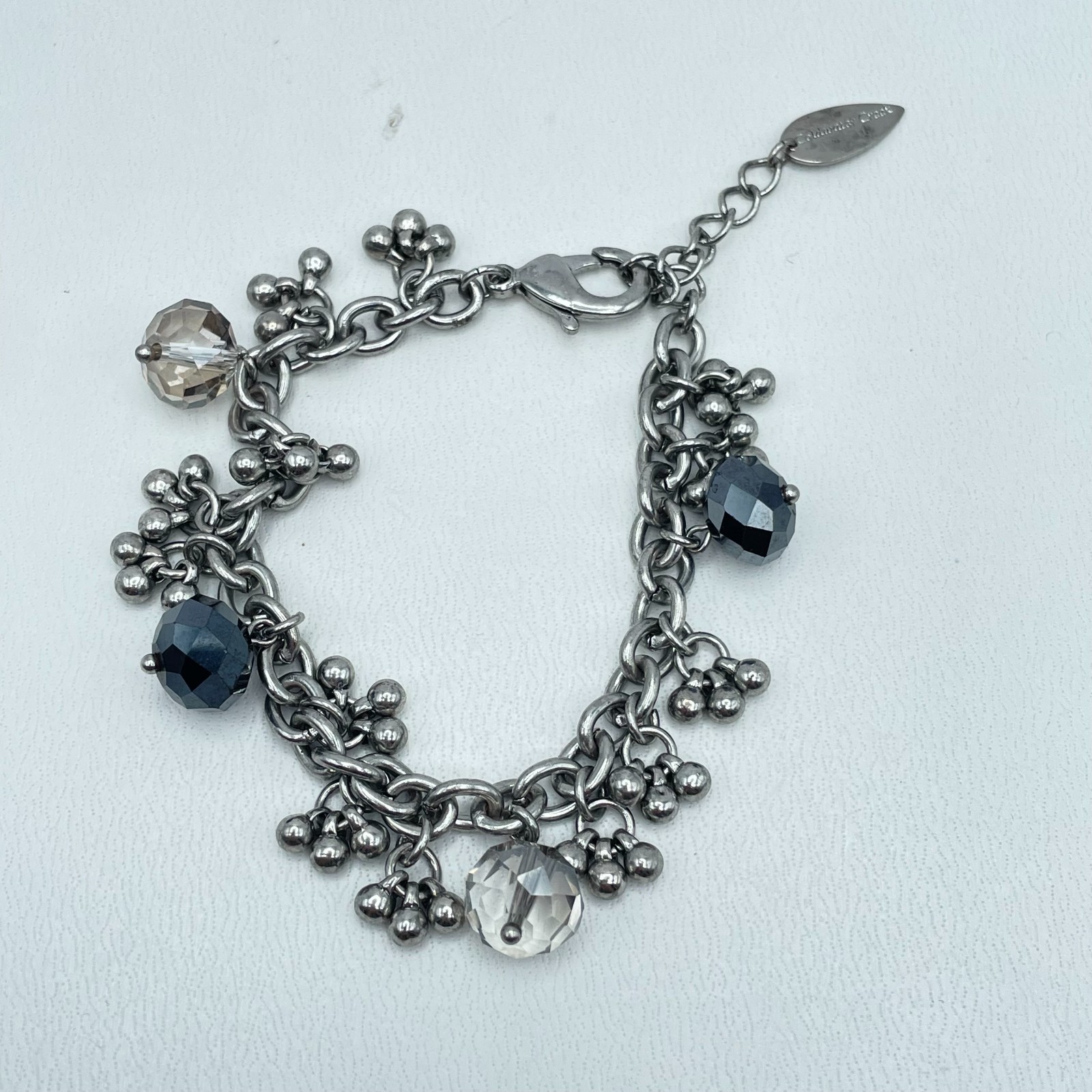 Vintage Y2K Coldwater Creek Silver Tone Gray Black Dangle Charm Bracelet Jewelry