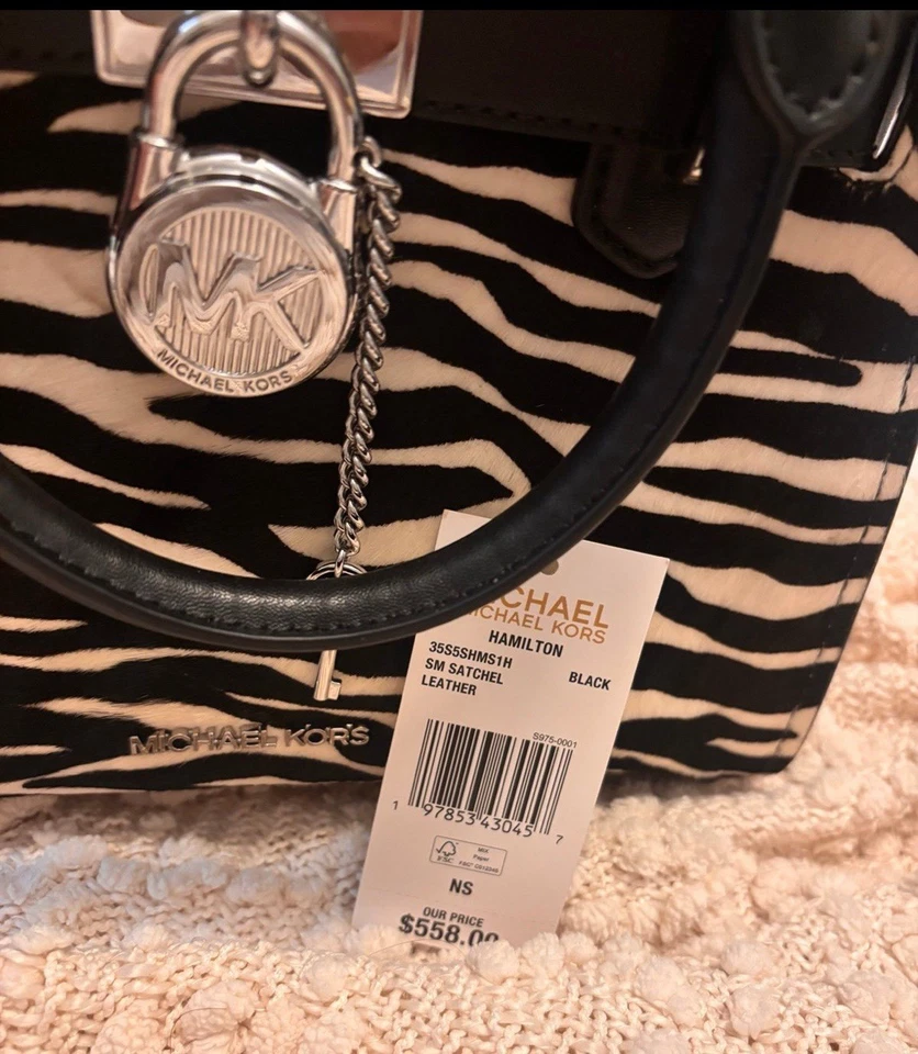 Cartera Bandolera Michael Kors Cierre Medio Animal MK Firma Logo Nuevo con Etiquetas Foto 4 de 4