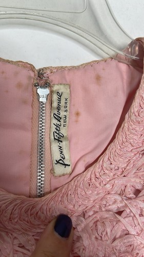 Vintage 50's 60' Penn Fifth Ave Pink Textured Weaved Short Sleeve Fur Trim Dress - Picture 4 of 11