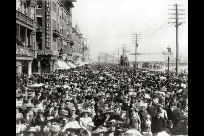 Crowd on the Boardwalk,probably on Easter,Atlantic City,New Jersey,N.J.,c1910
