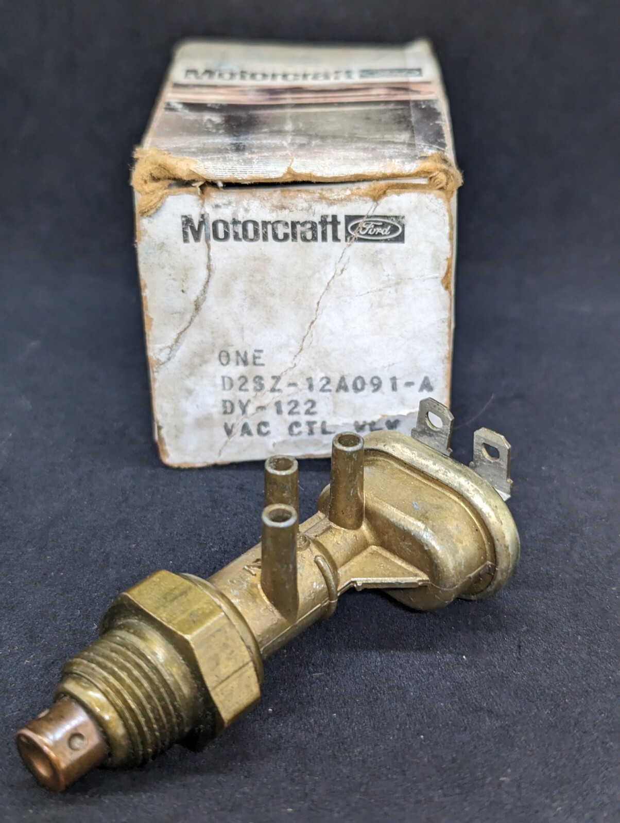 NOS 1971 1972 1973 FORD MUSTANG THUNDERBIRD TORINO 8 CYL PORTED VACUUM SWITCH