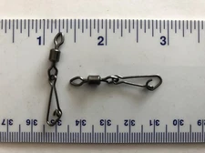 50 Mustad 77550-10 Rolling Swivels with Diamond Eye and J-Hook Snap Size 8