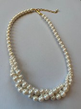 Classy Pearly White Faux Pearl Bead w Center Twist Necklace - 17.5 inches long 