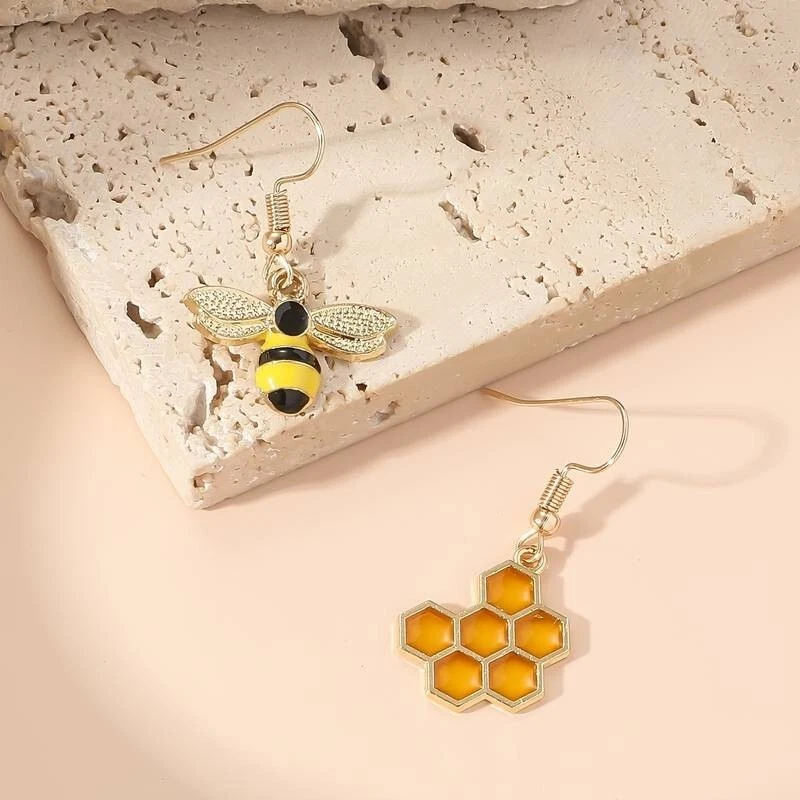 boucle oreille fantaisie Décoration abeille et nid d'abeille - Photo 3/4