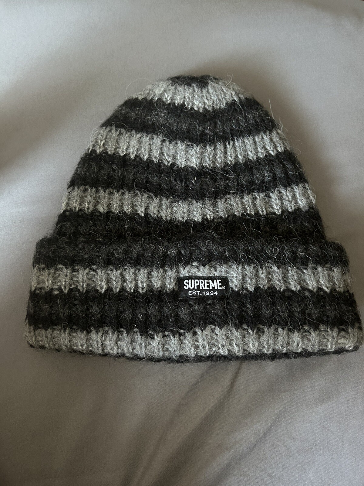 Supreme Fuzzy Loose Stripe Beanie ‘Black’