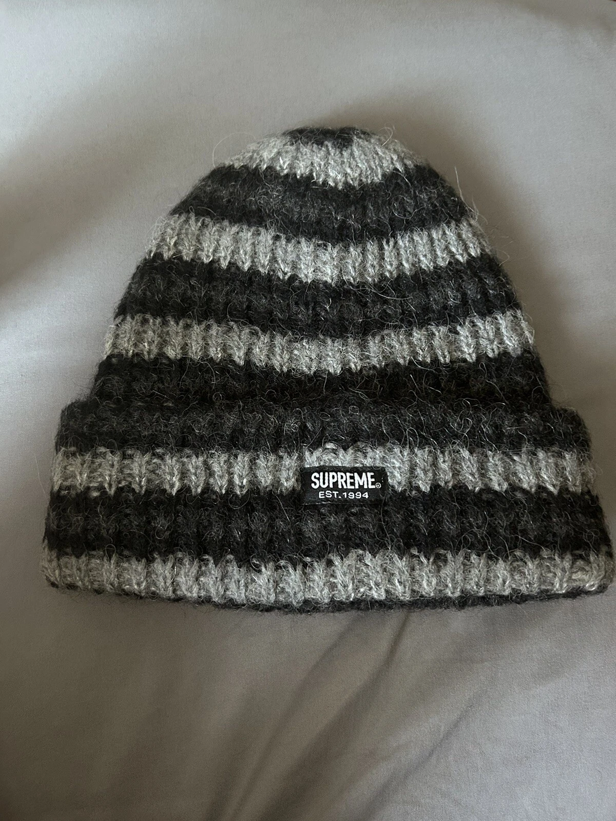 Bonnet Supreme Fuzzy Loose Stripe « Noir »