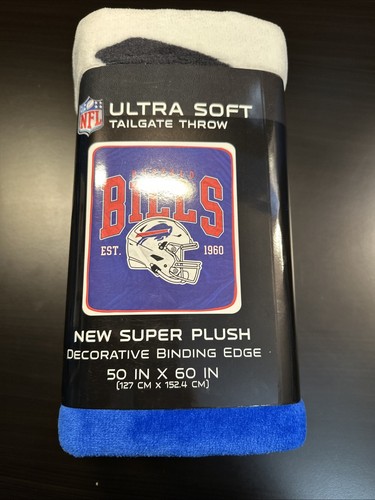 NFL Buffalo Bills Gridiron Light Weight Fleece Throw Blanket (50" X 60")