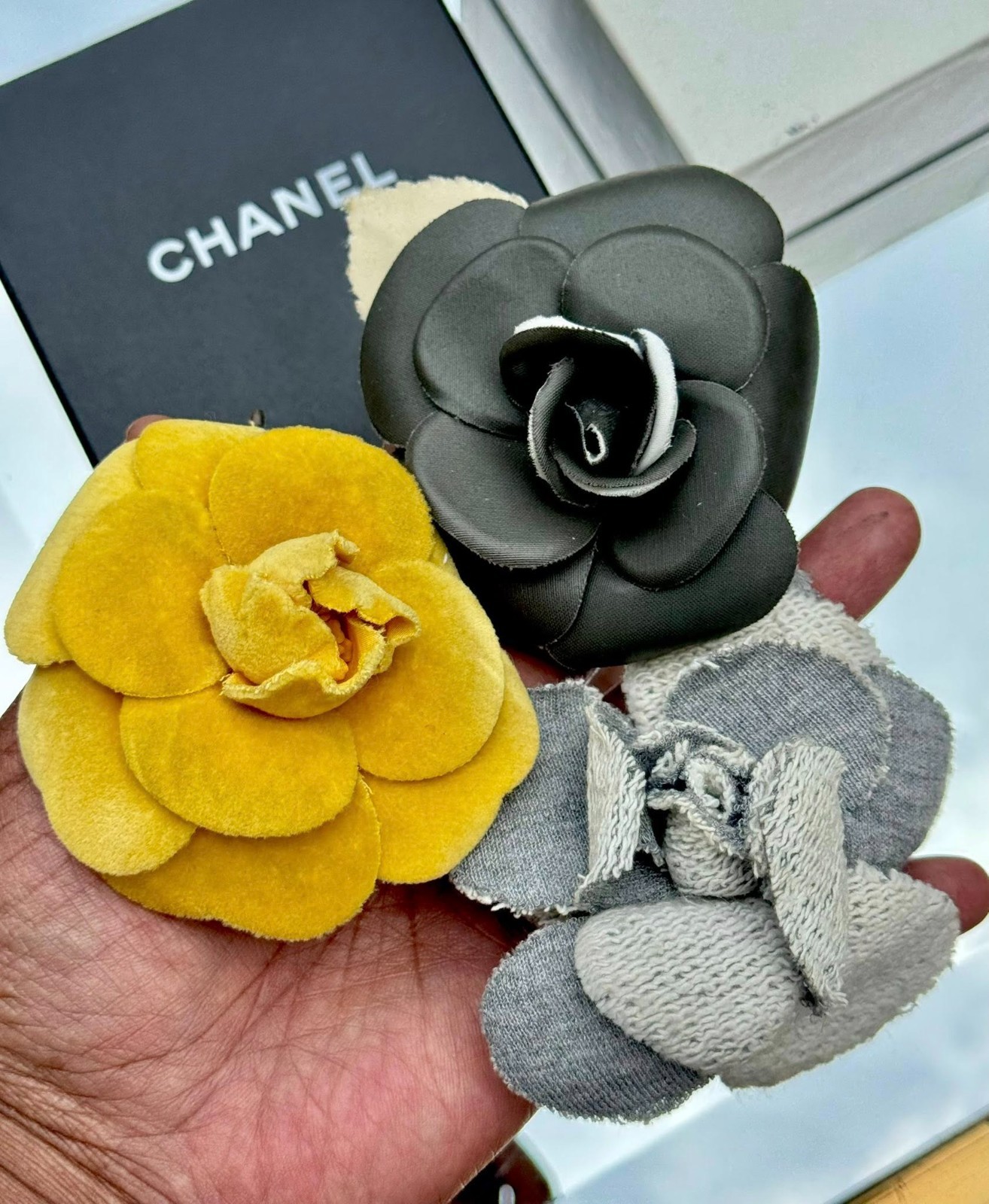 CHANEL BROOCH CAMELIA 3 PCS