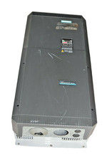 SIEMENS 6SE3228-4DK40 380-500V 113A 60hp Midimaster Vector Drive 6SE32284DK40