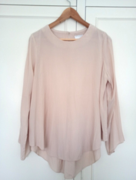Witchery Silky Soft Beige Round Neck Long Sleeve Blouse Top Size 12