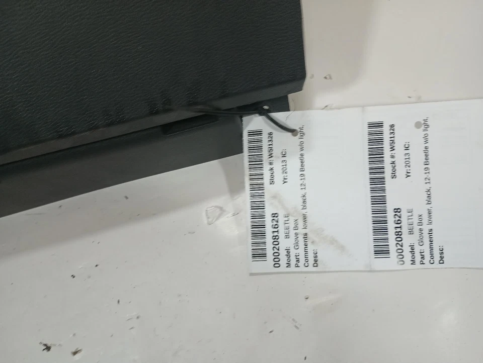 Used Glove Box fits: 2013 Volkswagen Beetle  Grade A - Image 4 of 4