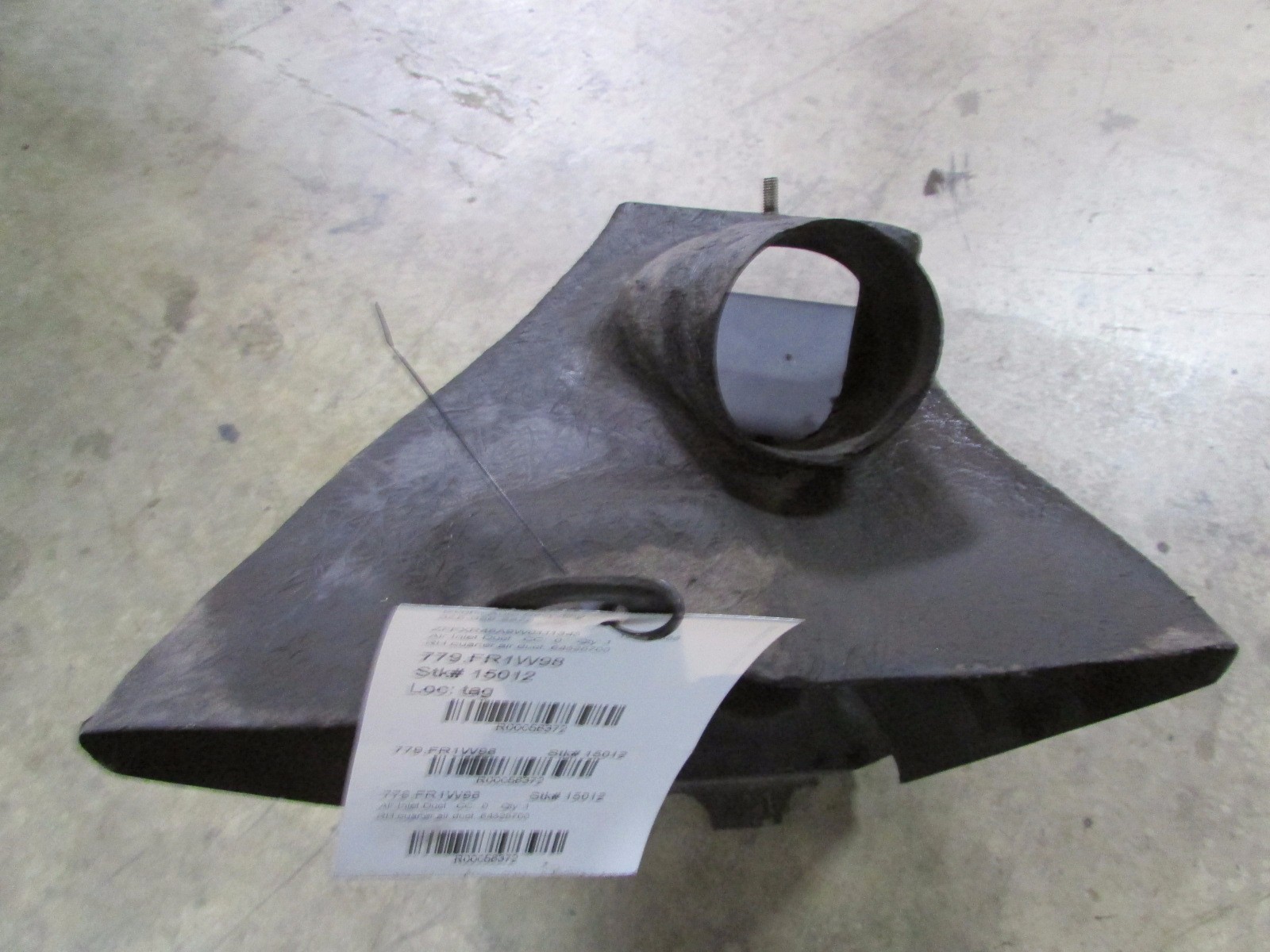 Ferrari 355,RH,Right Quarter Panel Air Duct, Used P/N 64525700