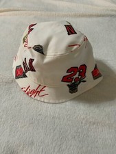 NEW JORDAN KIDS ICONS BUCKET HAT WHITE