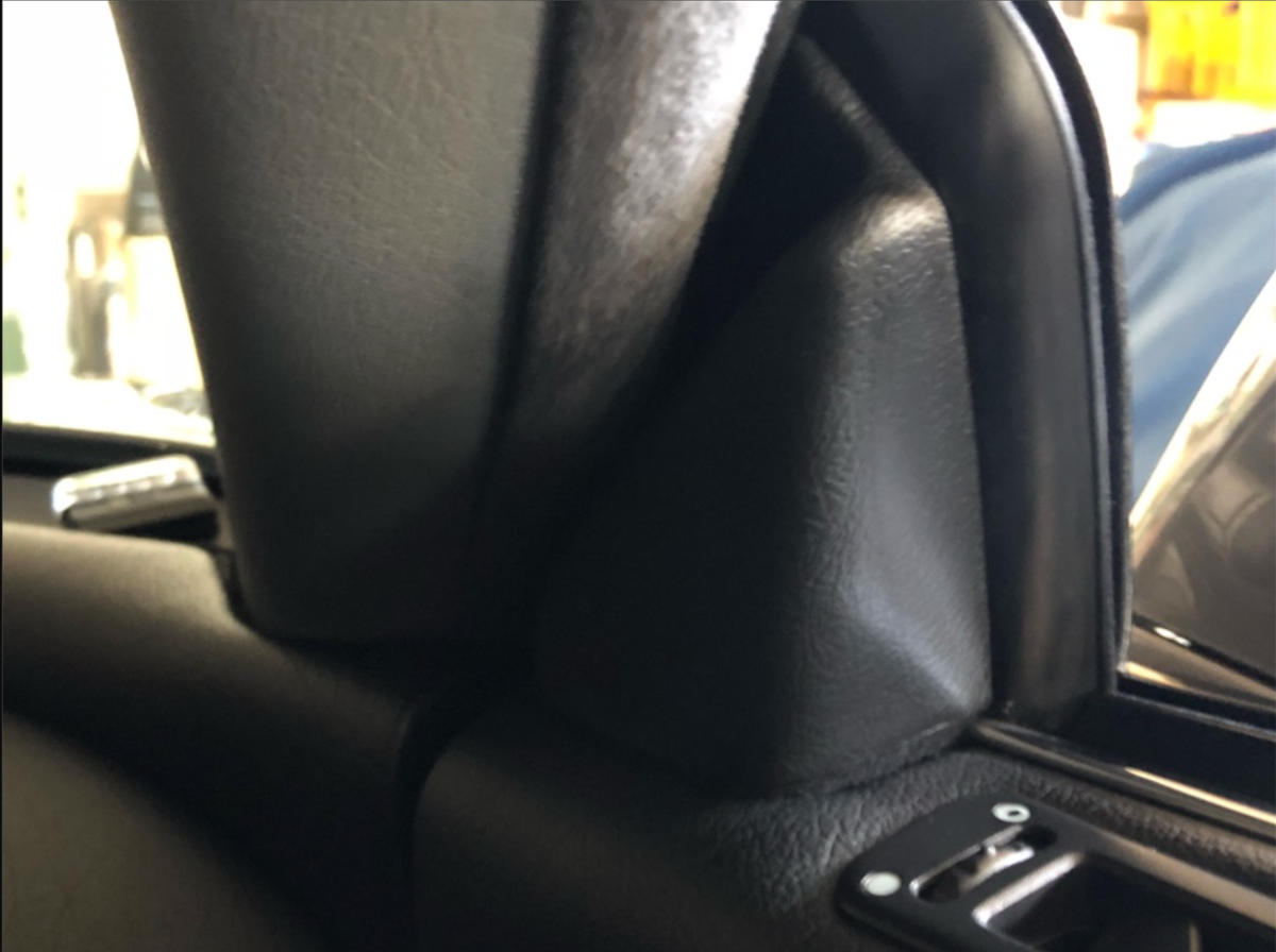 1991-1996 Acura NSX NA1 2 Front & Rear Corner Door Sash Holder