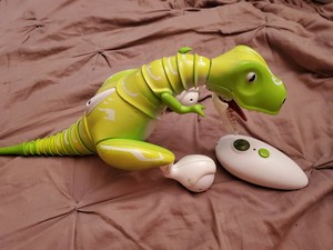 green robot dinosaur