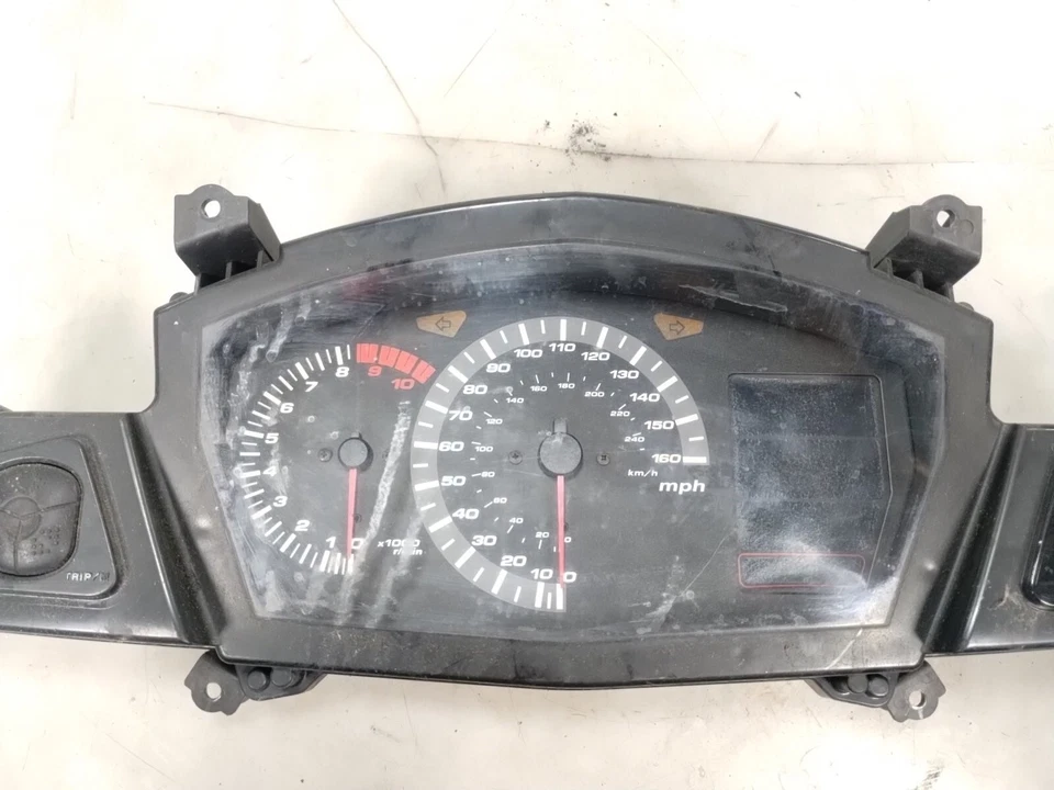 03-10 2004 Honda ST1300 velocímetro velocímetro velocímetro medidor Foto 3 de 4