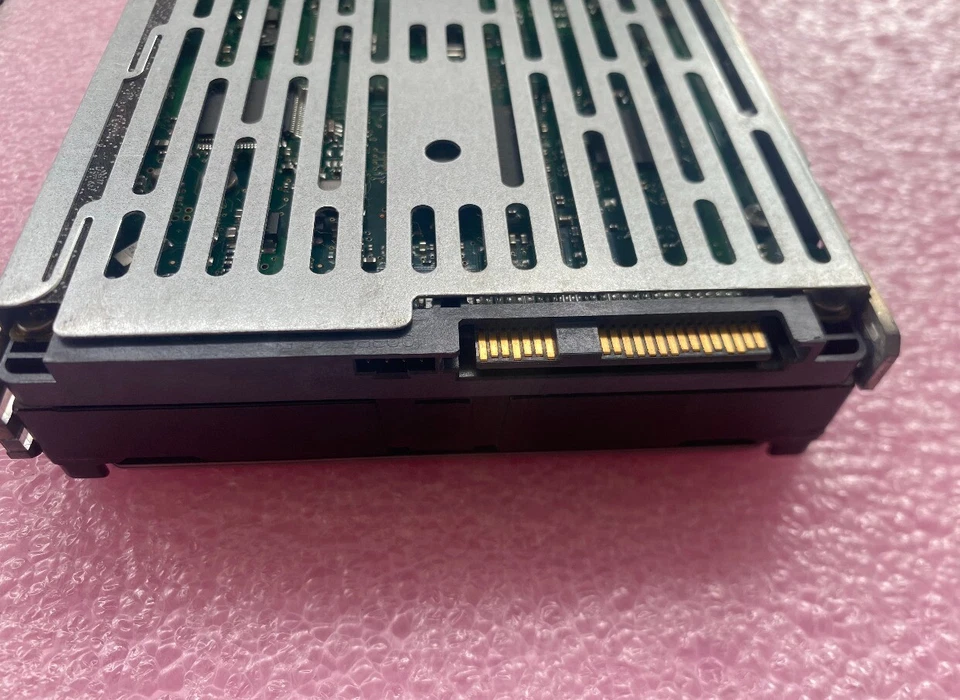 Seagate Cheetah 73GB ST373455SS SAS / 16MB Cache 15000RPM 3.5" Caddy inc HDD - Image 3 of 3