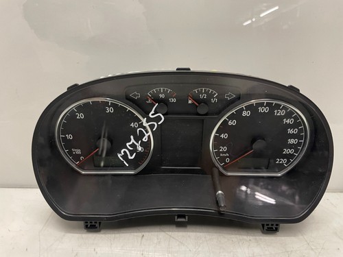 VW Polo 9N Tacho Kombiinstrument  6Q0920802C  110080124/046