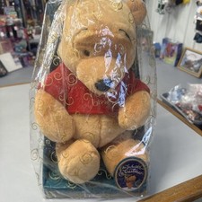 VINTAGE PLUSH  1998 WINNIE THE POOH  DISNEY STORE  ENCHANTED CHRISTMAS