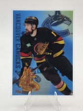 Filip Hronek 2025-26 Upper Deck Flair Hot Hues Card #29 Vancouver Canucks