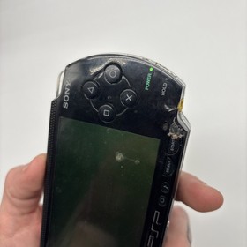 Sony PSP Go PSP-1001 PlayStation Portable - Black - POWERS ON - PARTS OR REPAIR
