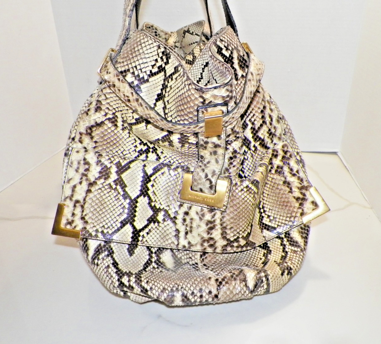 MICHAEL KORS COLLECTION GIA LARGE PYTHON SNAKESKI… - image 8