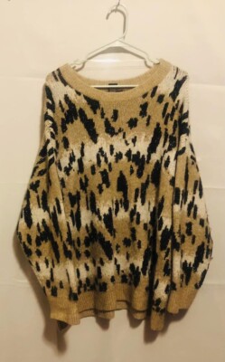 Design 365 Women s Size 2X Sweater Long Sleeve Leopard Design Good Condition
