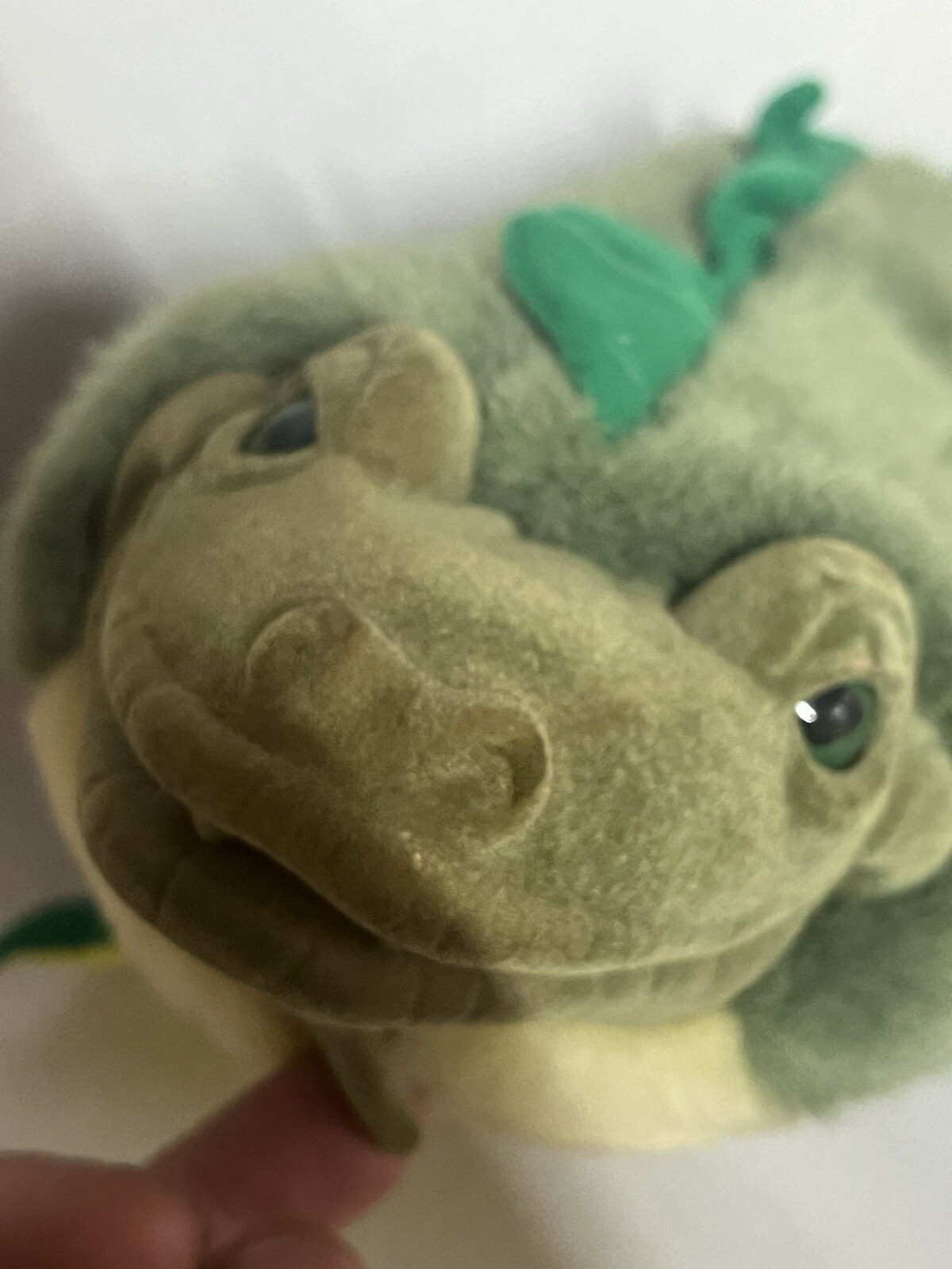 Iguana Lizard Reptile Puppet Hosung Brand Plush w/Tags 1997