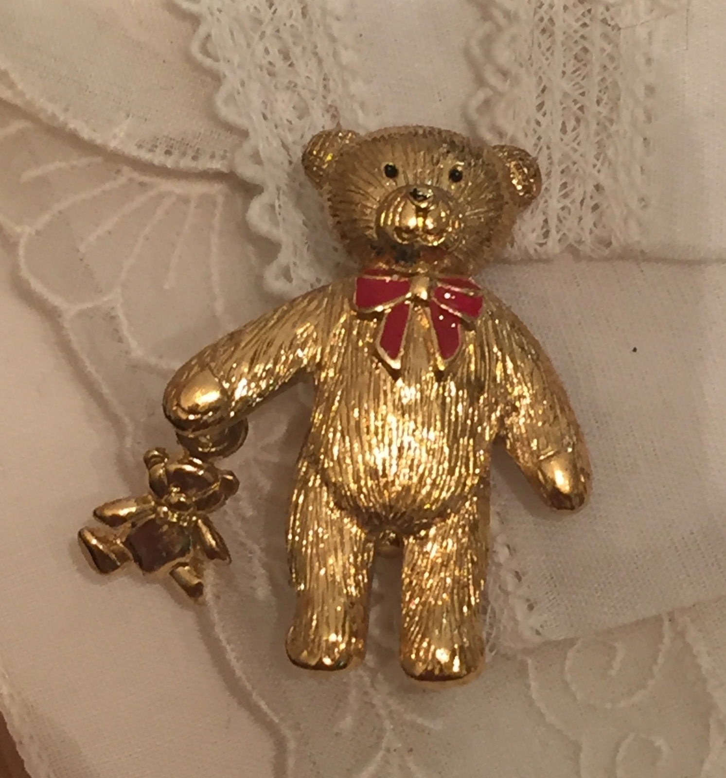 Gold Teddy Bear Dangle Little Baby Bear Brooch Pin Vtg Gem
