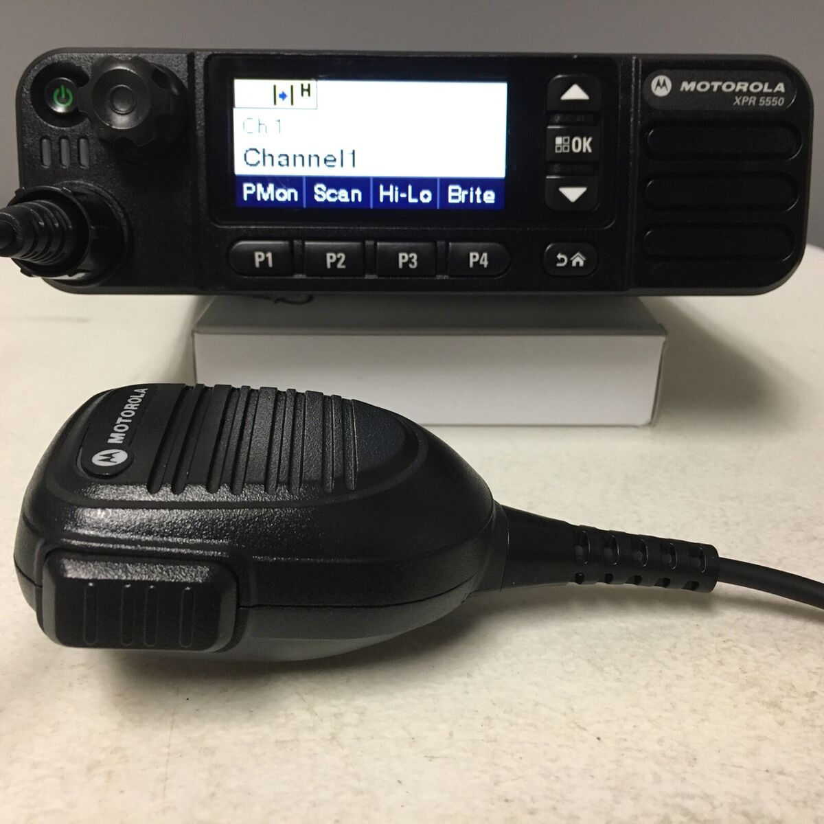 MOTOROLA XPR5550 UHF 403-470MHz AAM28QPN9KA1AN 40W MOTOTRBO MOTOROLA XPR5550 UHF 403-470MHz AAM28QPN9KA1AN 40W MOTOTRBO