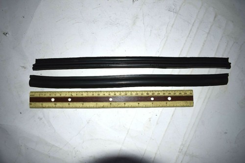 Carpenter Vent Wing Window Rubber Seals For 1955-1956 Ford Post Sedan – Back Edge Vertical Strip