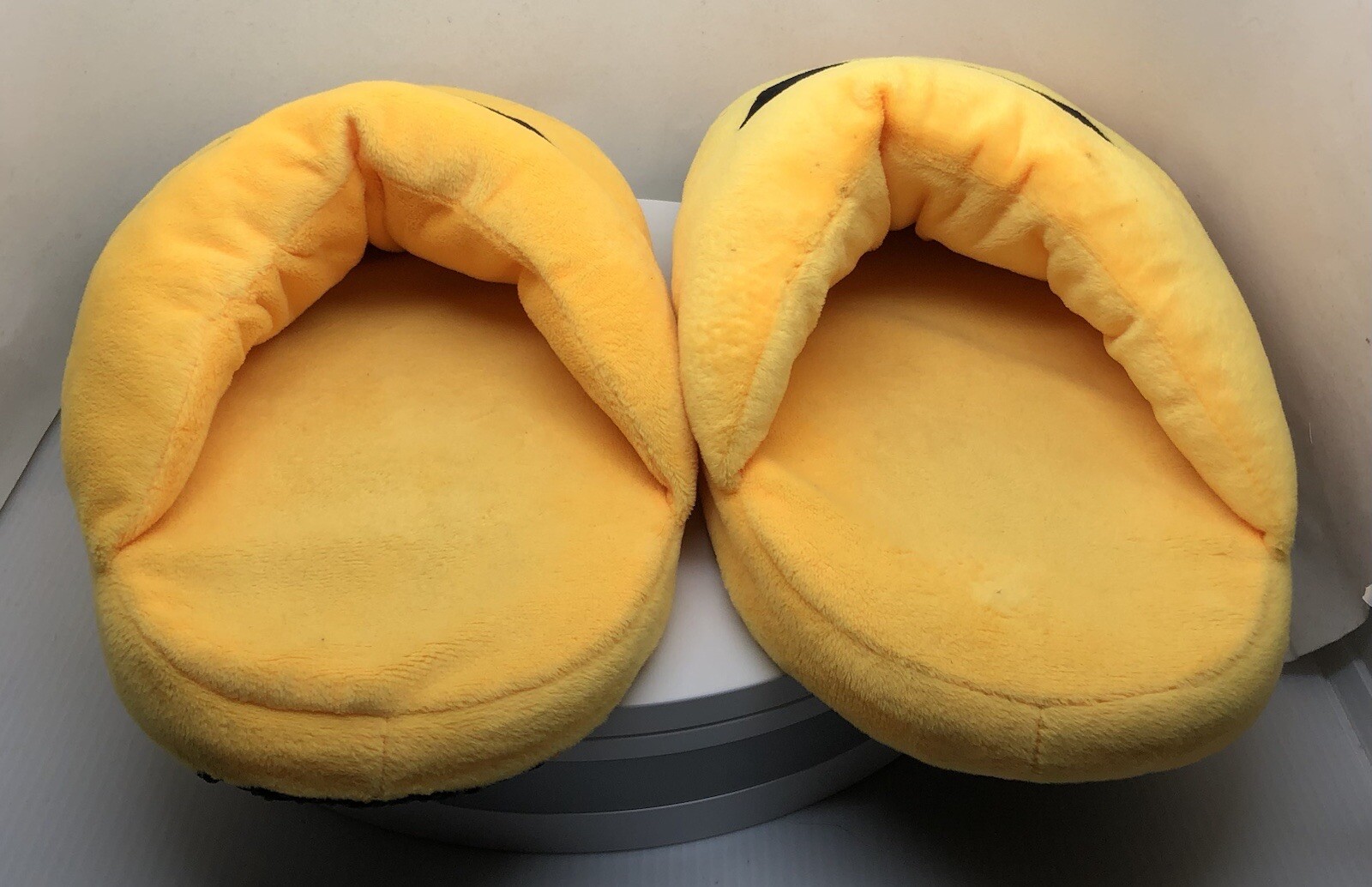 PANTOFOLA D’ORO OCCHIALI DA SOLE COOL emoji schiuma imbottita peluche pantofole taglia unica slide slip on 9" bambini