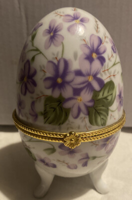 Faberge inspiriert Osterei Schmuckschatulle violette Blumen