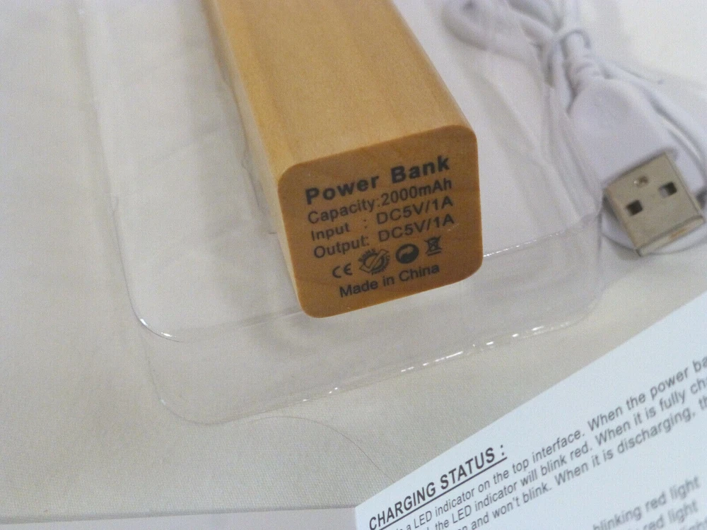 Compact Wooden 2000mAh Power Bank Portable Charger SI-6552