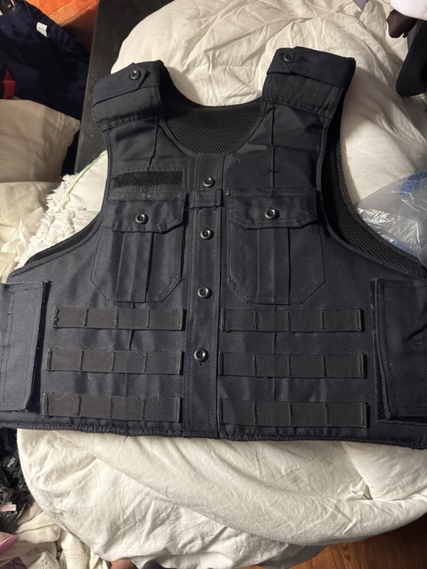 Safe Life Defense Tactical Body Armor Carrier Vest Large Black Adjustable Nylon
