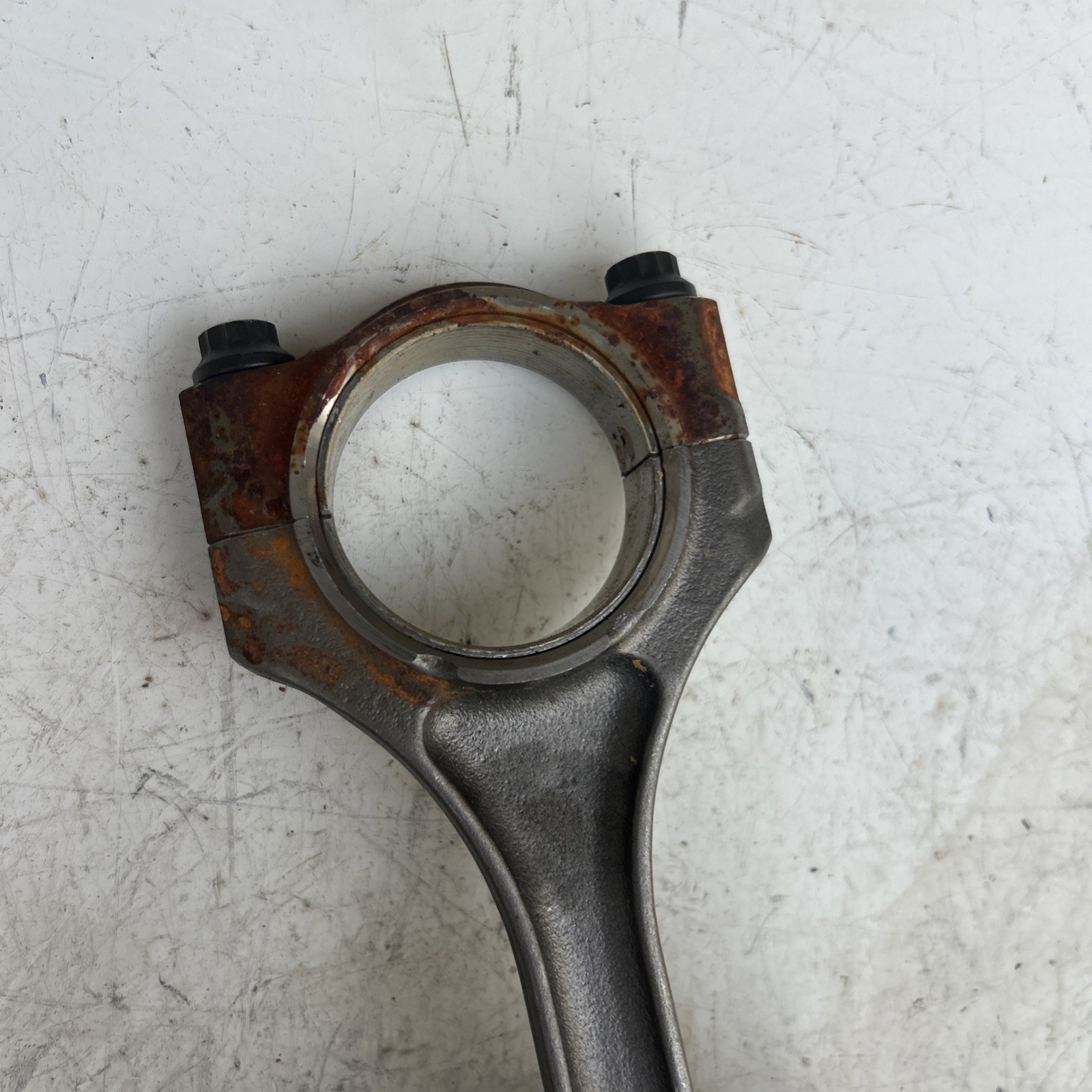 LAMBORGHINI AVENTADOR PISTON HEAD COMPLETE WITH CONNECTING ROD 07M107075J 