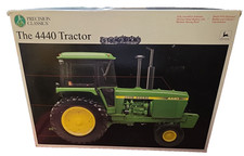 John Deere 4440 Tractor Precision Series #17 New In Box