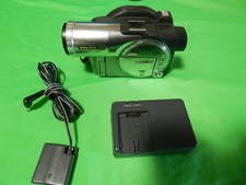 Hitachi DZ-MV580A DVD Camcorder W battery  Disc Tested With Power Cord