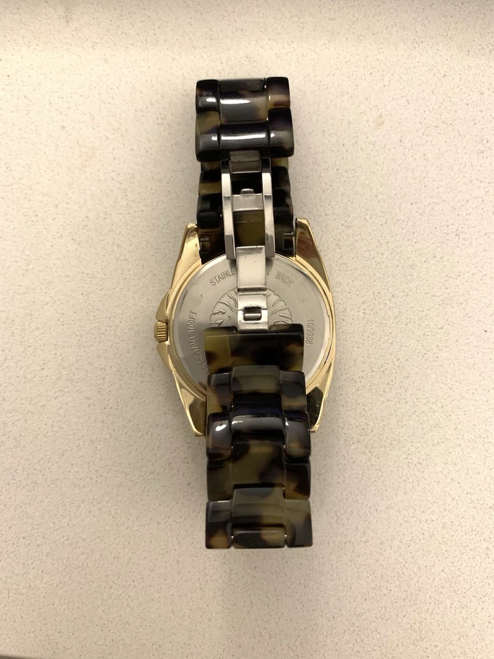 Anne Klein女士龟壳链接手表带金色脸水晶口音10 ATM — 第 2/4 张图片