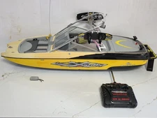 New Bright Radio Controlled 32 inch 19.2-Volt MASTERCRAFT Ski-Boat Parts Repair