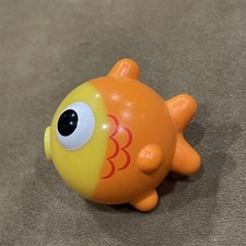 Munchkin Fishin Bath Toy Replacement Piece Part Orange Yellow Fish
