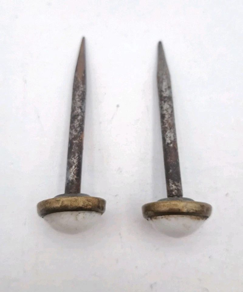 Lote de 2 perchas de latón con cabeza de porcelana blanca con marco de fotos vintage Foto 2 de 4