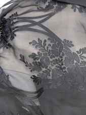 100 SILK SCARF WOMEN BEAUTIFUL BLK Measures 40"x70"