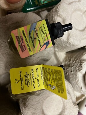 Bath & Body Works KITCHEN LEMON + HONOLULU SUN Wallflower Refill X2