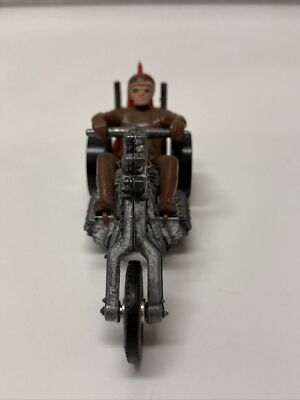 Hot Wheels RRRumblers Torque Chop Red Seat w/ Brown Driver