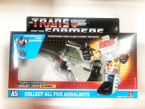 TRANSFORM G1 Reissue Carded Aerialbot Superion Brand New Free Shipping - 第 2/3 張圖片